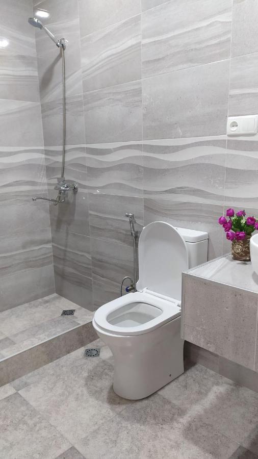 קוטאיסי Elegant Hotel מראה חיצוני תמונה