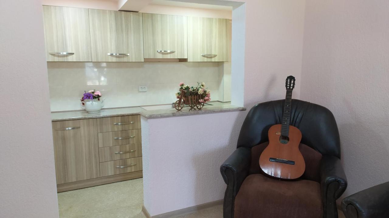 קוטאיסי Elegant Hotel מראה חיצוני תמונה
