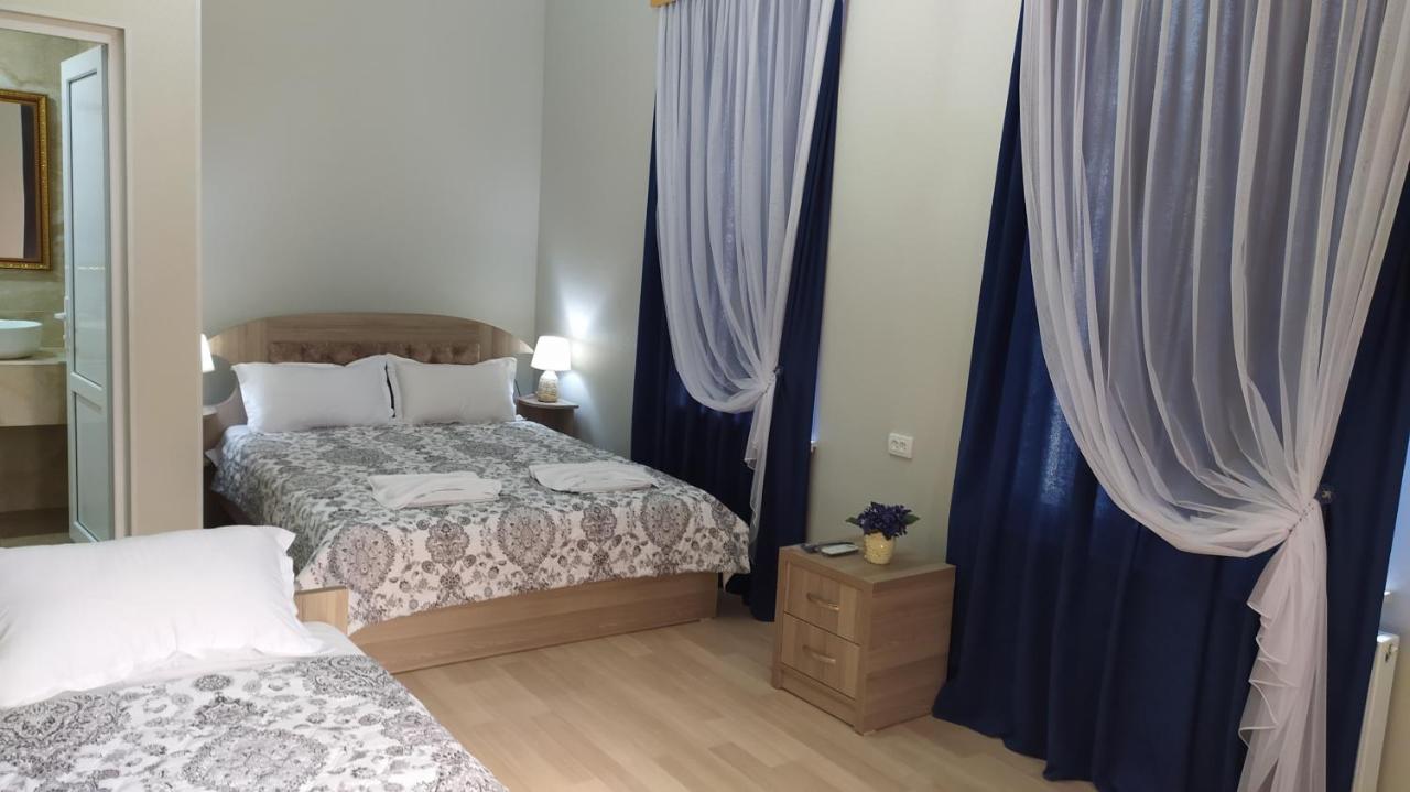 קוטאיסי Elegant Hotel מראה חיצוני תמונה